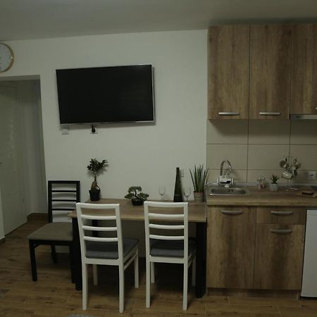Exact Apartments Ni Esterno foto